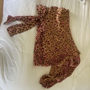 Women’s Express one shoulder too. Size XL, new with tags